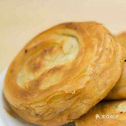 西安美食爆料牛肉饼视频,牛肉饼香飘四溢，美食视频揭秘制作秘籍